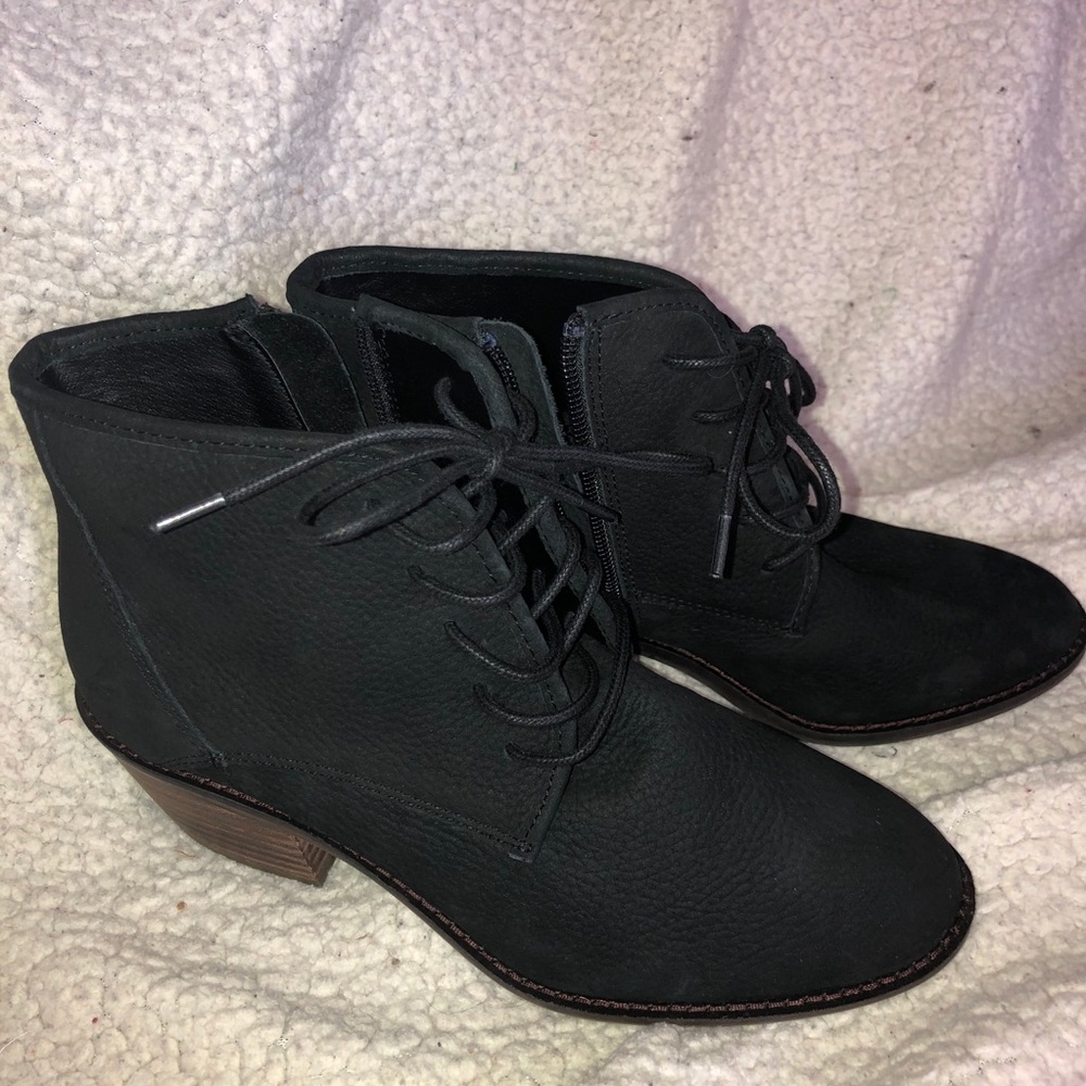 Women's Lucky Brand Idril Ankle Bootie 7M Black